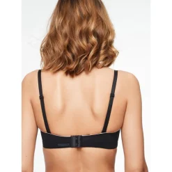 Bandeau Chantelle Absolute Invisible -Promos Body lingerie Magasin bandeau chantelle absolute invisible 2